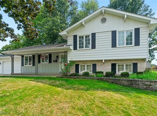 189 Green Garden Dr, Youngstown, OH 44512