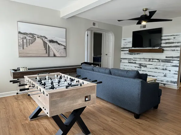 14 S Jackson Ave #A, Ventnor City, NJ 08406