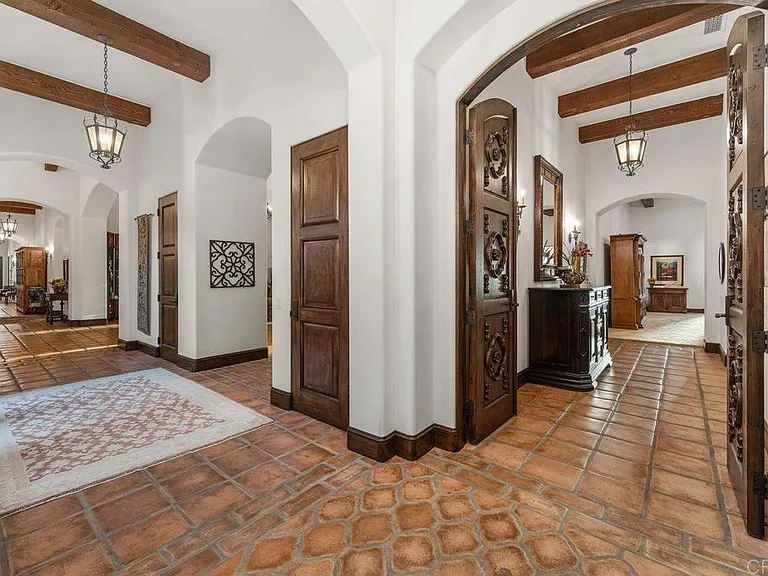 6870 La Valle Plateada — Photo 24