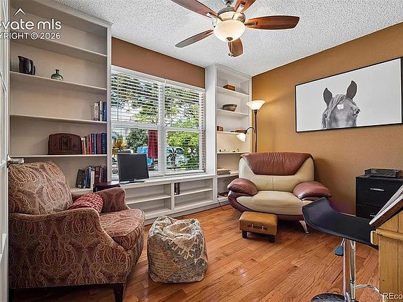 4th image of 8765 Boxelder Dr