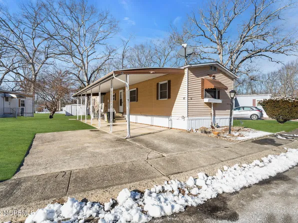 29 Cathy Court, Jackson, NJ 08527