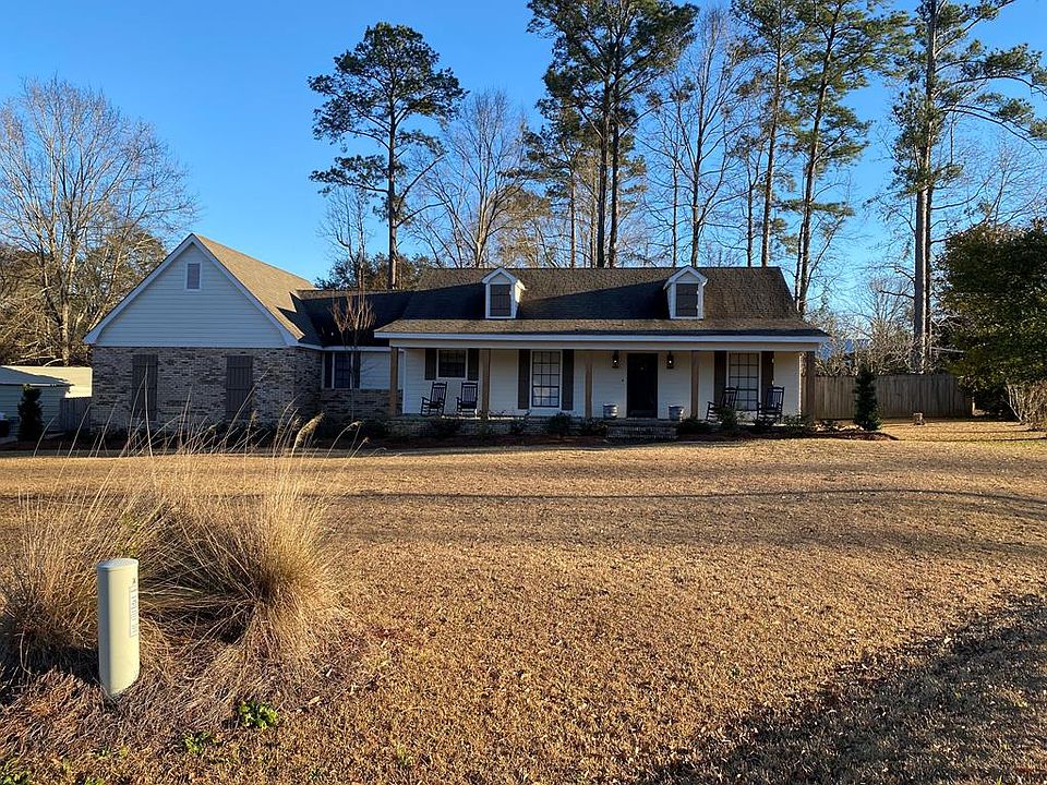 1st image of 109 Honeysuckle Ave