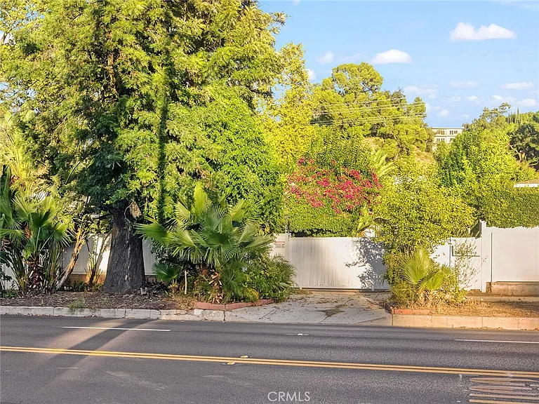 5020 Topanga Canyon Blvd — Photo 31