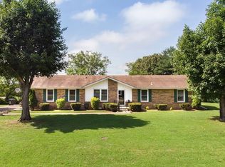 2903 Bluebird Dr, Springfield, TN 37172