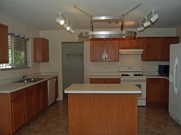 5th image of 13514 E Diablo Creek Dr
