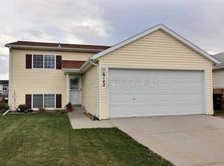 6142 23rd St S, Fargo, ND 58104