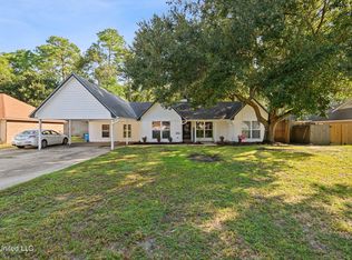 7016 Red Bud Ln, Ocean Springs, MS 39564