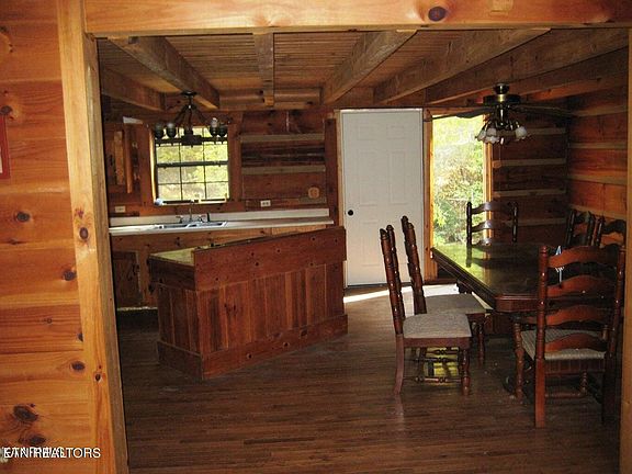3rd image of 111 Laurel Creek Rd