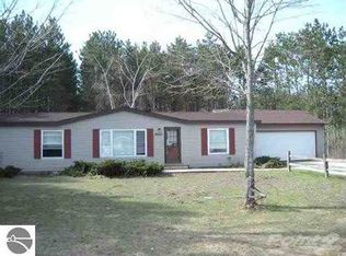 8831 Cedar Run Rd, Traverse City, MI 49684