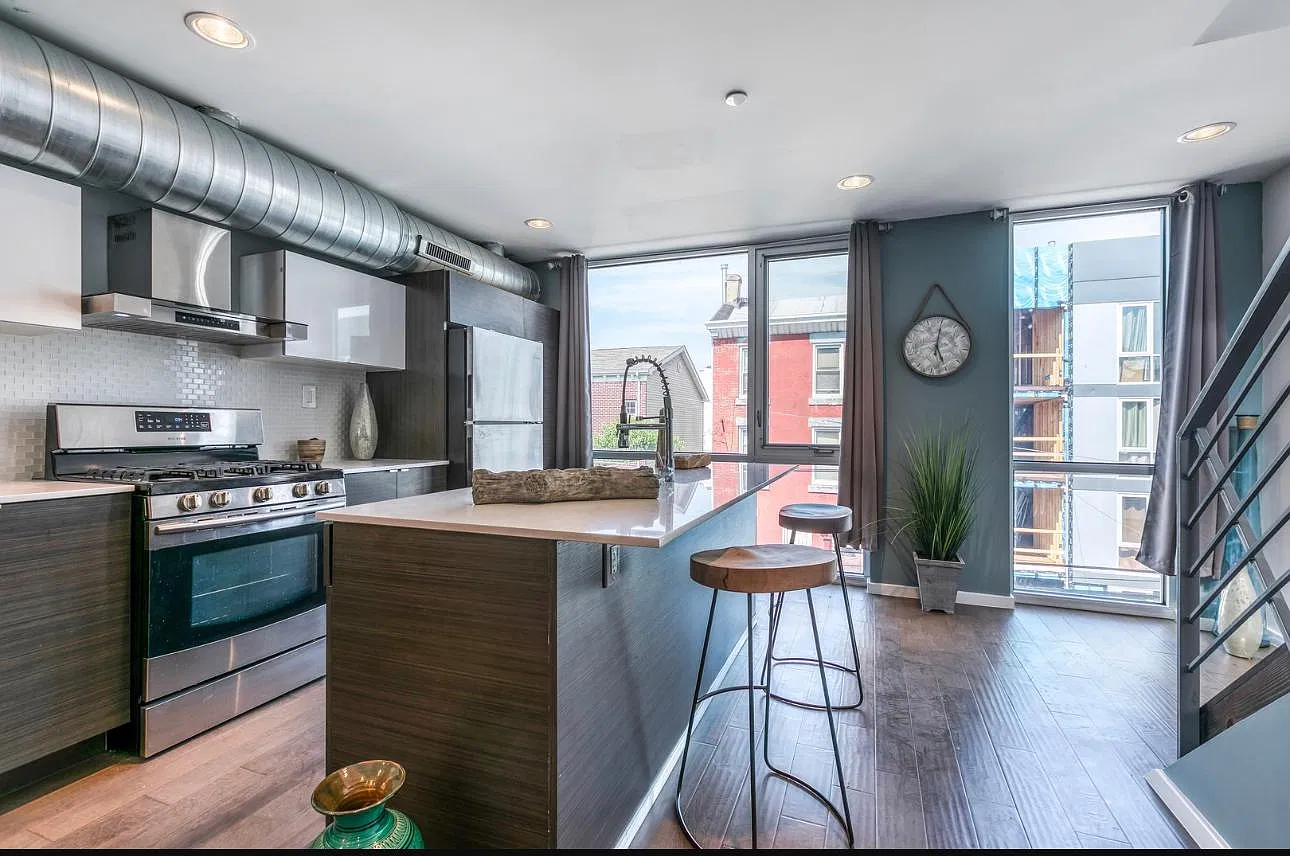 2 bed, 1.5 bath, 1100 sqft, $1,950 — Photo 3