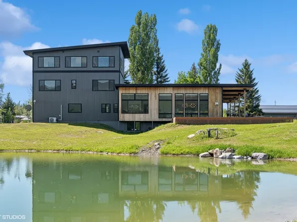 465 Armory Rd, Whitefish, MT 59937