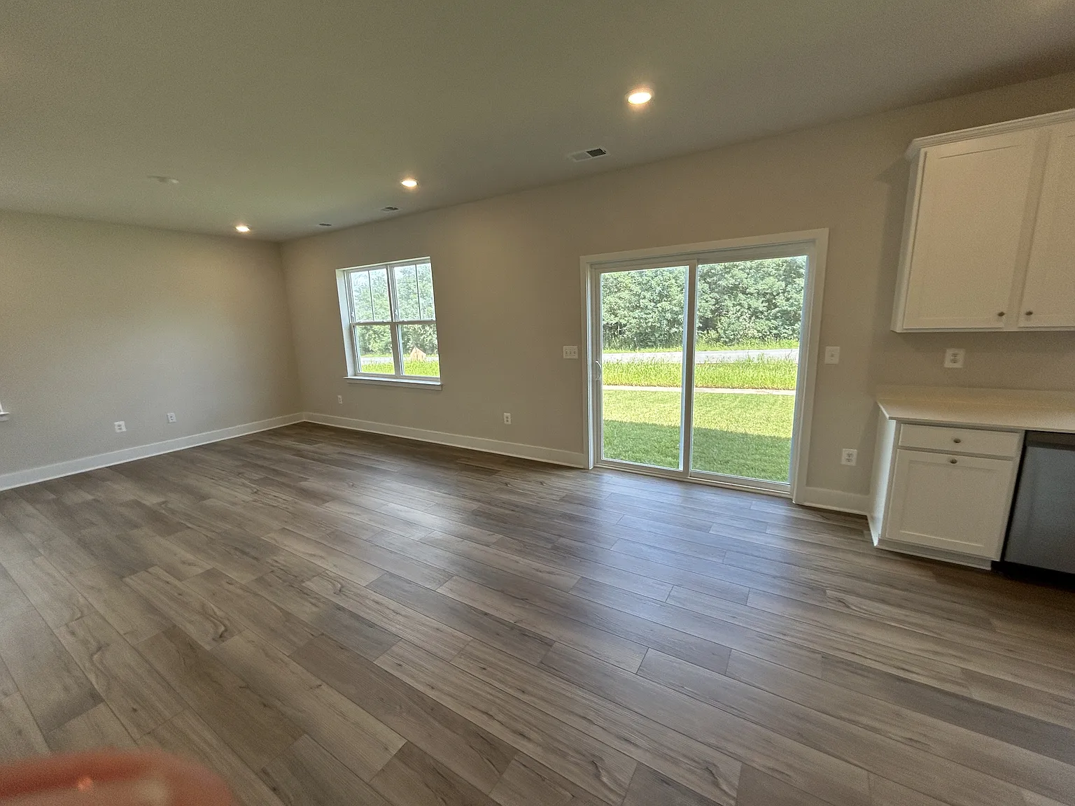 469 Gravenstein Lane - 1 — Photo 4