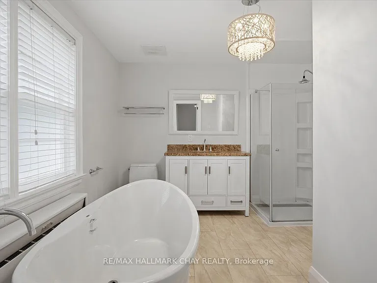 15 Parkside Dr #3 — Photo 23