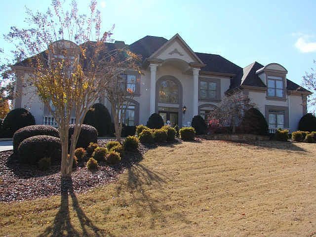 1st image of 735 Aran Dr