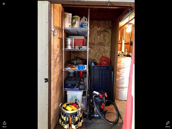 4th image of 594 Acorn Dr