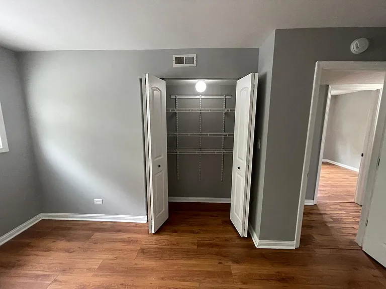 195 Thomas Ct #D — Photo 16