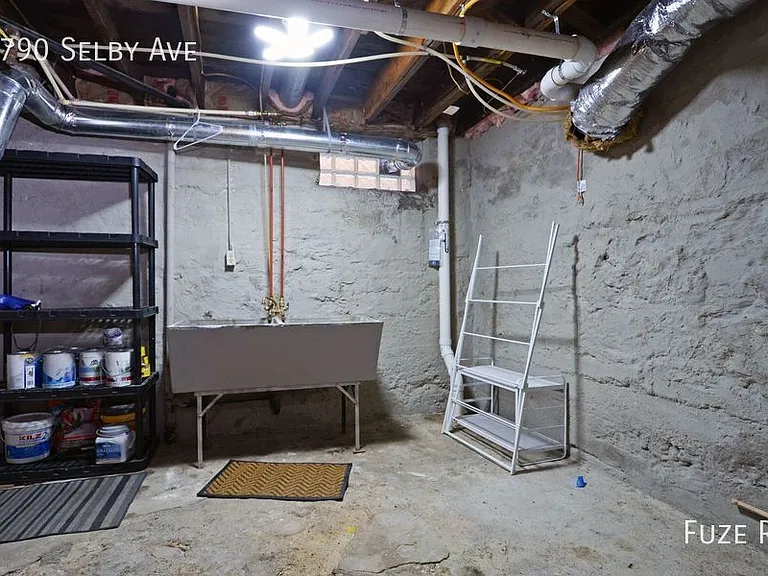 1790 Selby Ave — Photo 31
