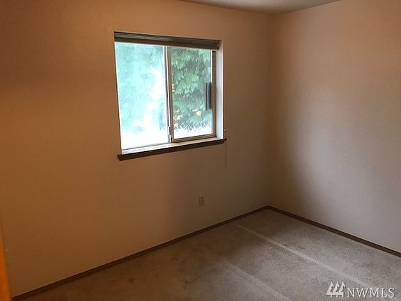 3rd image of 2920 60th Ln SE
