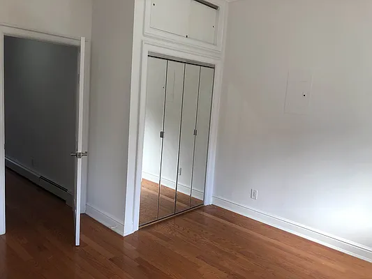 Rented by King Zone Realty Inc | media 2