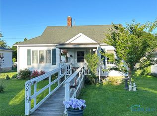 305 S Main St, Lindsey, OH 43442