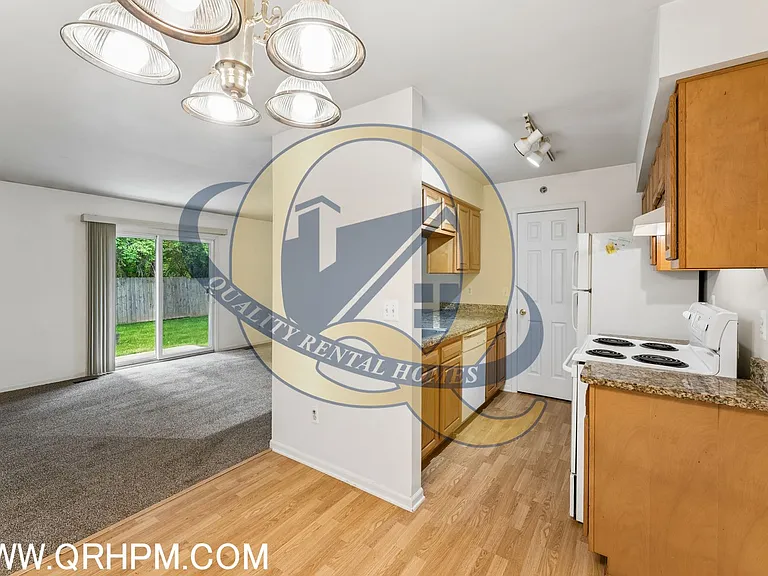 5200 N Genesee Rd — Photo 9