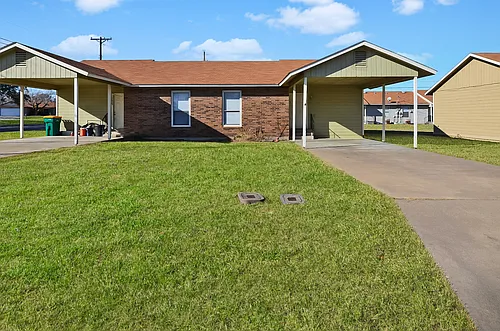 1637 Kelly Dr Photo 1