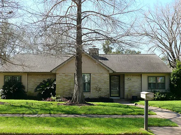 3135 Millbrook Ln, Missouri City, TX 77459