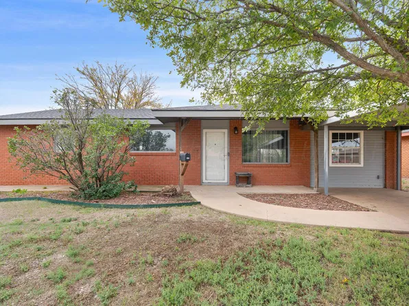320 Arthur St, Tulia, TX 79088
