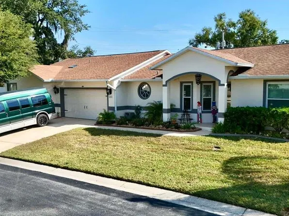 6323 Silver Lakes Dr E, Lakeland, FL 33810