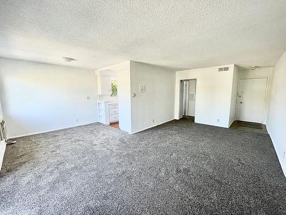 2nd image of 915 N Spaulding Ave #7