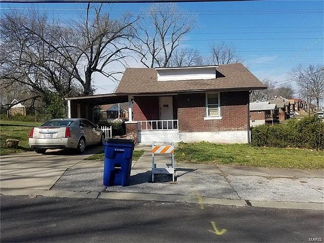 1st image of 2737 Wheaton Ave