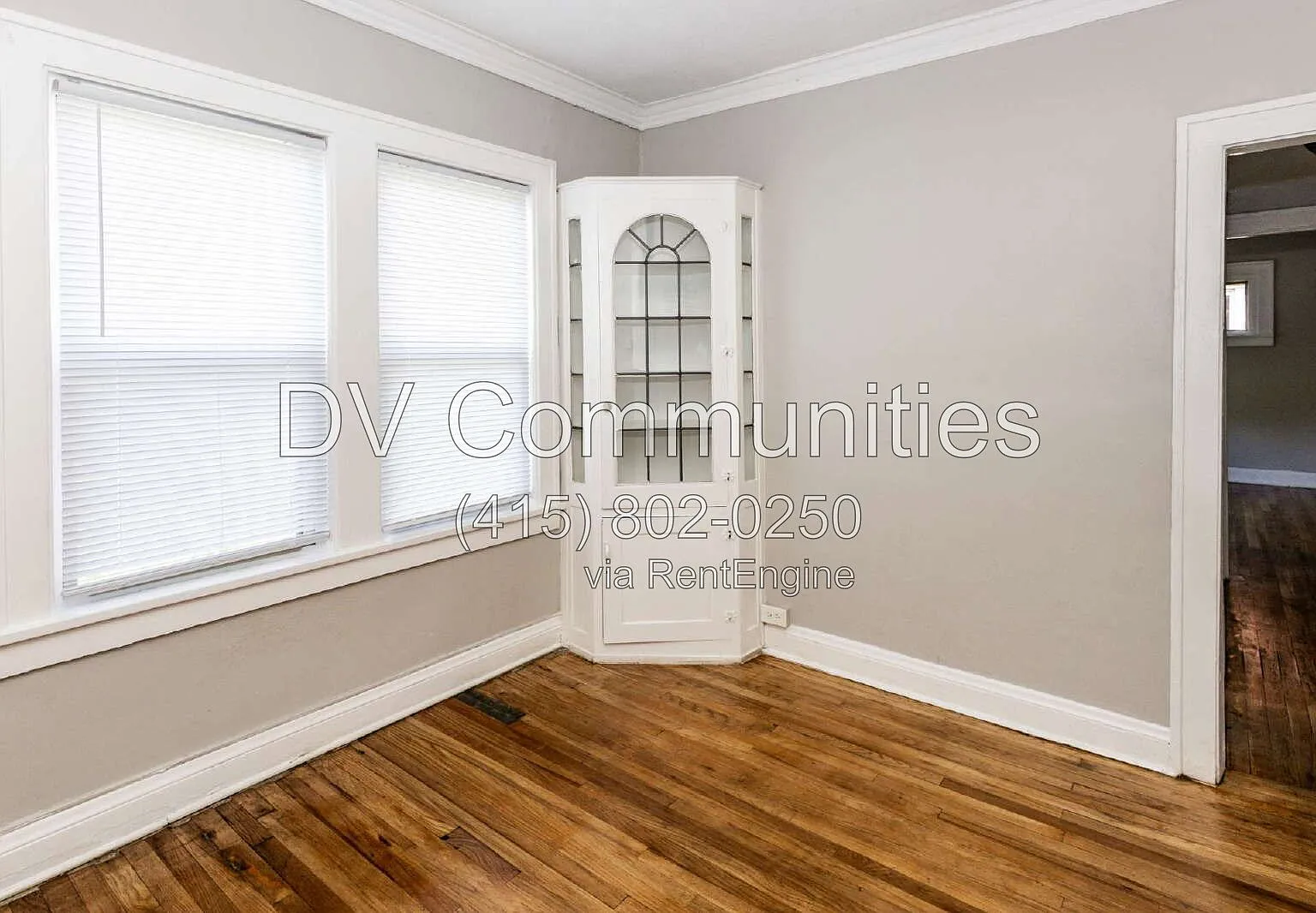 2 bed, 1.0 bath, $895 — Photo 2