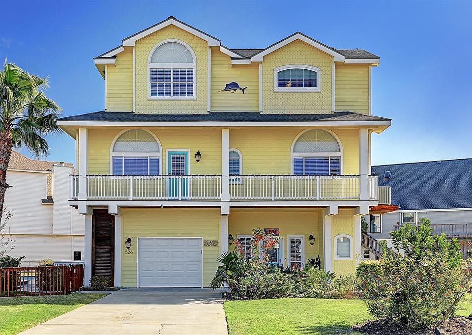 1st image of 526 Paradise Dr