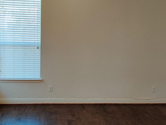 4th image of 4317 Waskom Dr