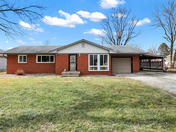 470 Robbins Dr, Greenwood, IN 46142