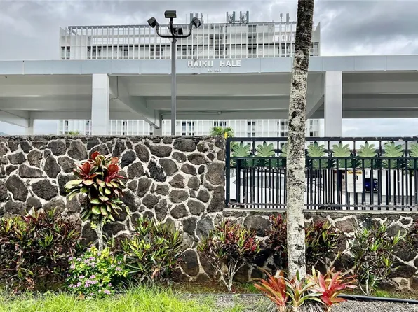 46-283 Kahuhipa St APT C1107, Kaneohe, HI 96744