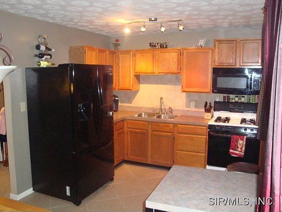 4th image of 5715 Sir Galahad Ln