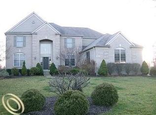 48495 Central Park Dr, Canton, MI