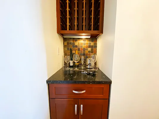Sold by Hauseit LLC | media 14