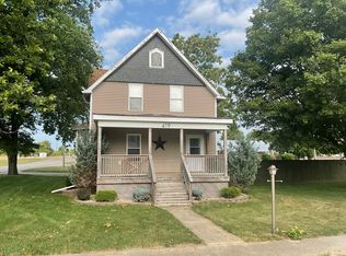 419 S Hamilton St, Mc Lean, IL 61754