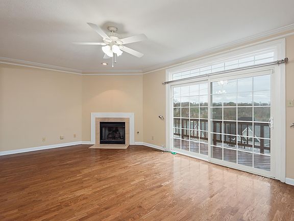 4th image of 8825 Ashton Ct #0
