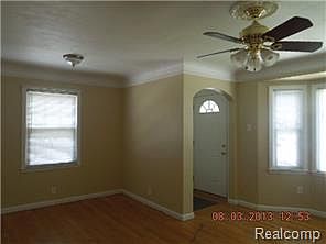 4th image of 1600 19th St