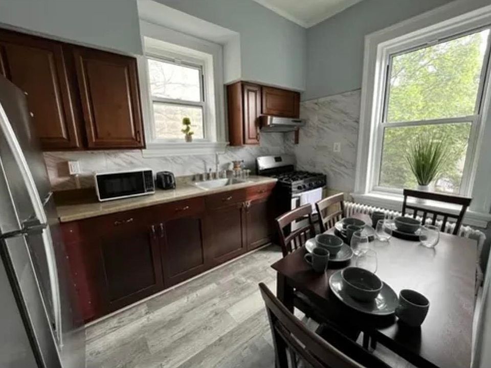 1st image of 109 72nd St APT 2
