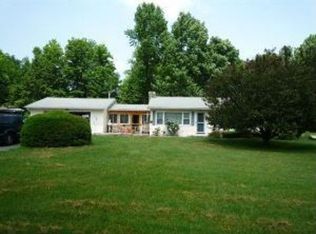 98 Freidlander Dr, Kerhonkson, NY 12446