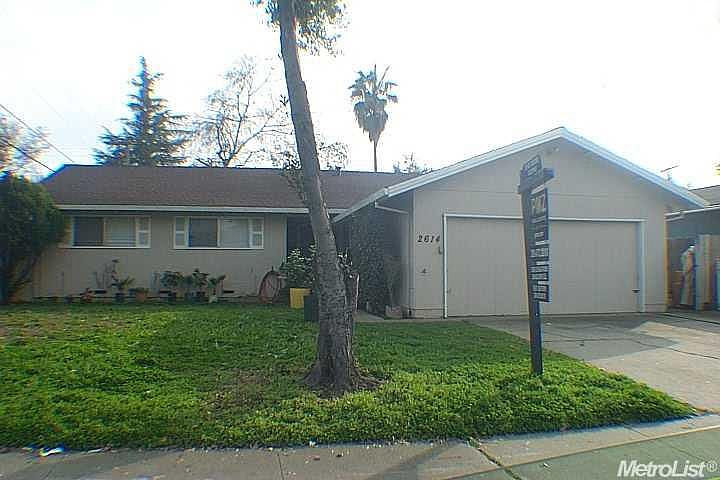 1st image of 2614 Tamarisk Ave