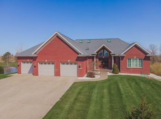 18218 Us Highway 150, Bloomington, IL 61705