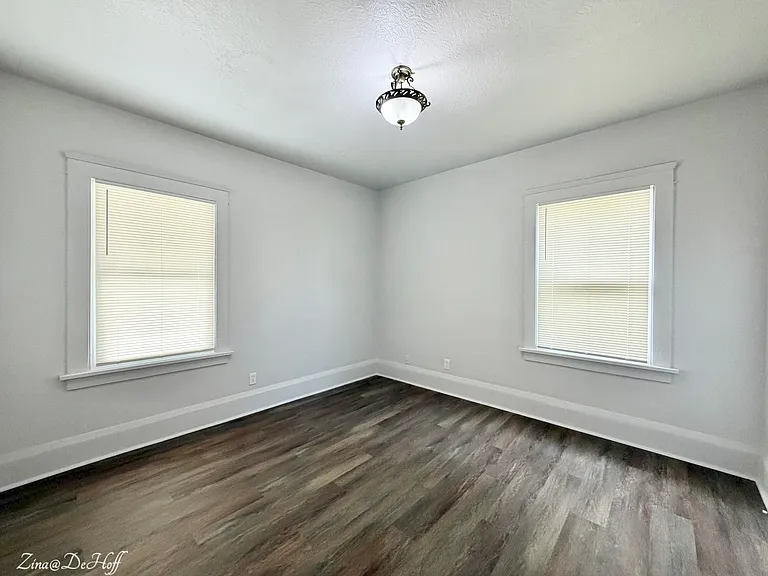 619 Maryland Ave SW — Photo 20