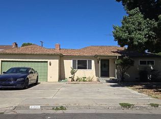 2327 S Garden St, Visalia, CA 93277