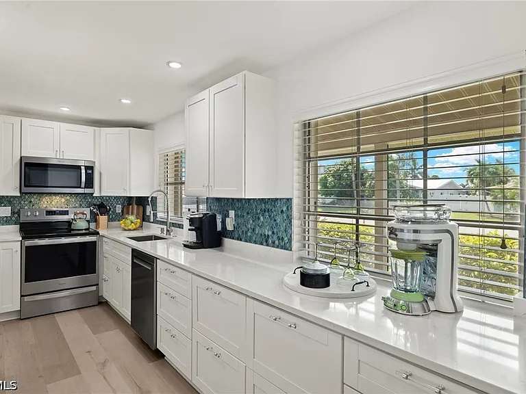 3021 SE 17th Ave — Photo 36
