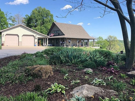 House, garage, and circle 
